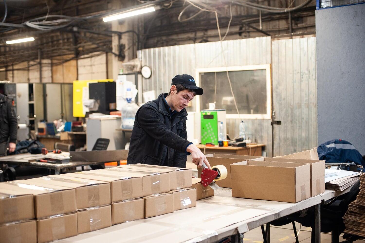 How Bespoke Packing Works at a Fulfilment House UK